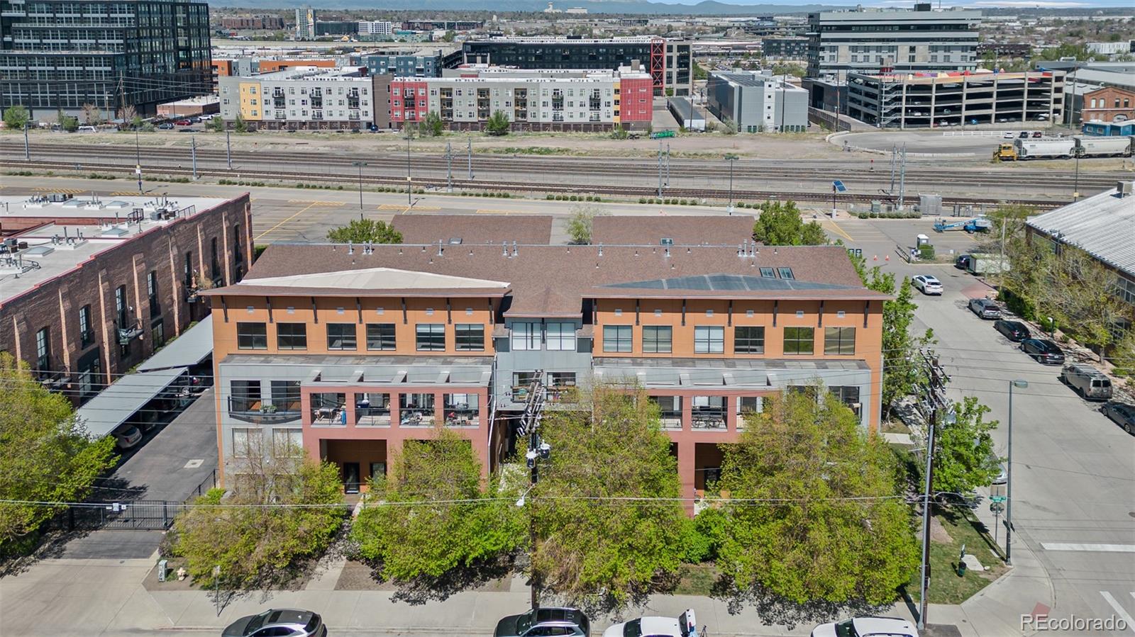 MLS Image #3 for 3295  blake street,denver, Colorado