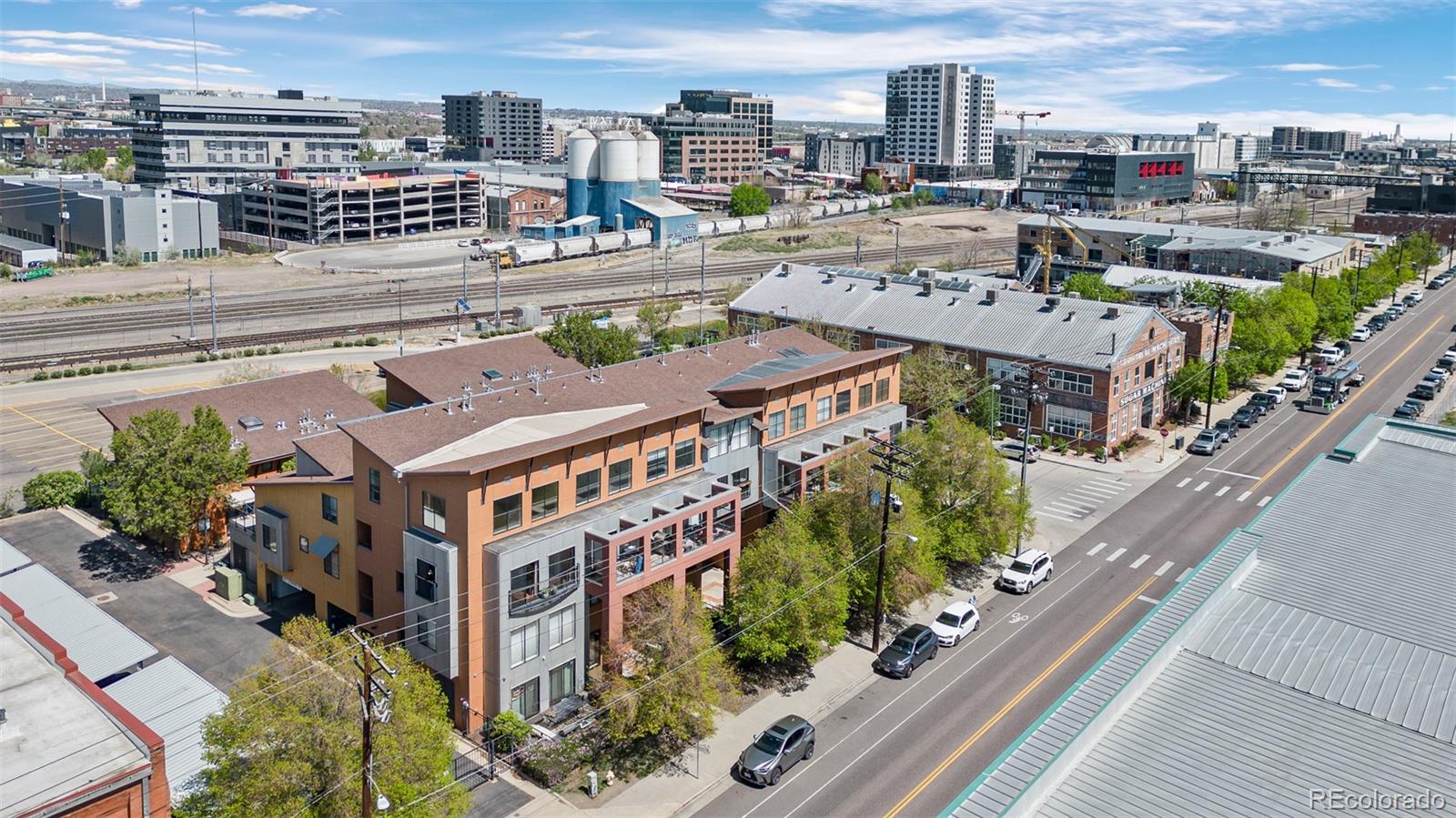 MLS Image #4 for 3295  blake street,denver, Colorado