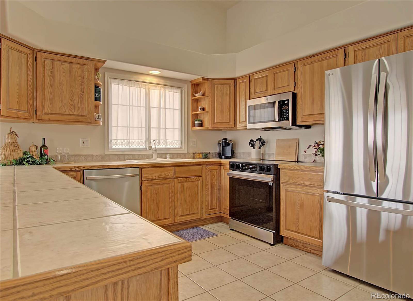 MLS Image #8 for 14384  secret glen grove,colorado springs, Colorado