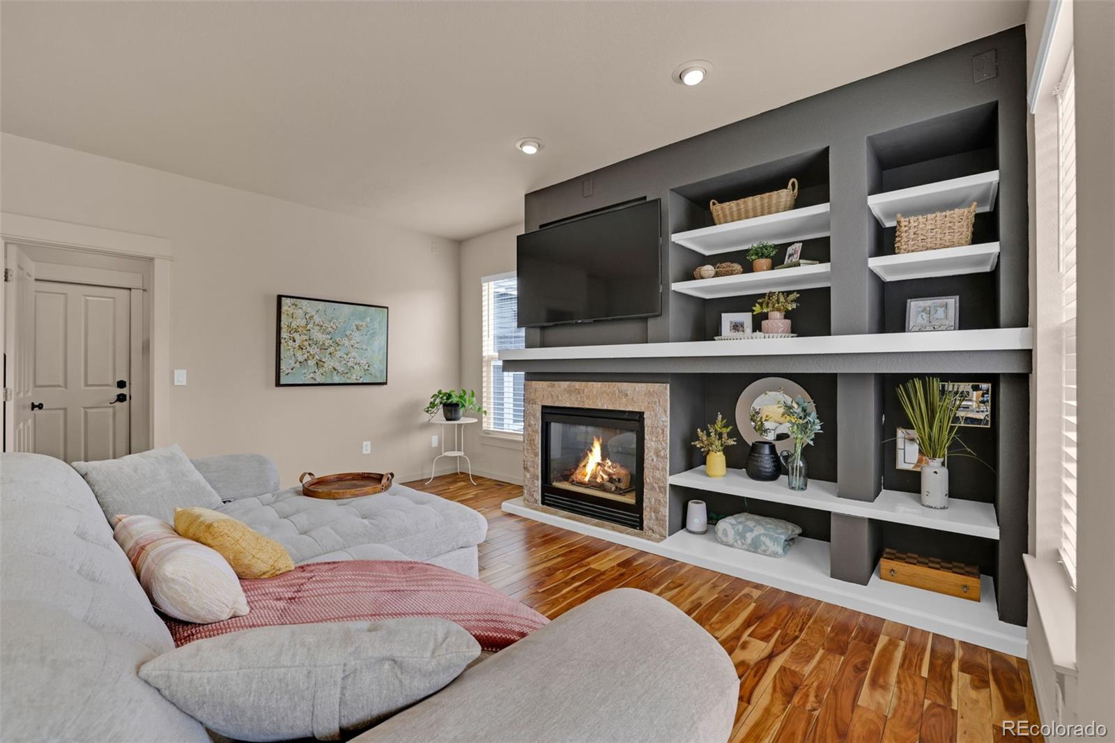 MLS Image #8 for 16453  homestead court,parker, Colorado
