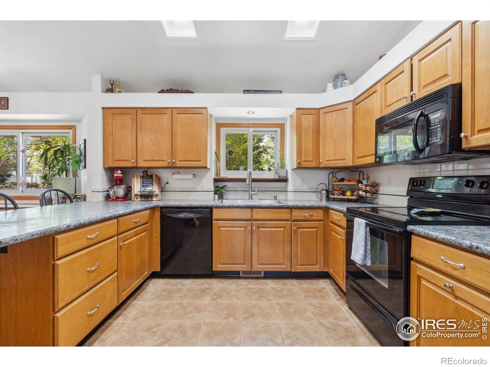 MLS Image #5 for 2677 e redbud drive,loveland, Colorado