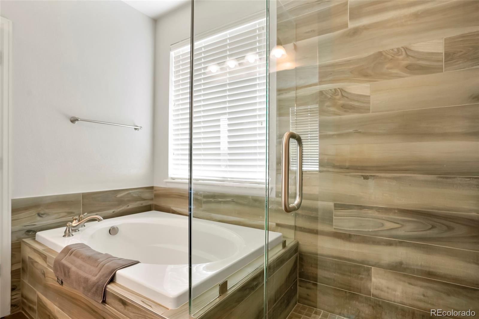 MLS Image #17 for 26143 e fremont place,aurora, Colorado
