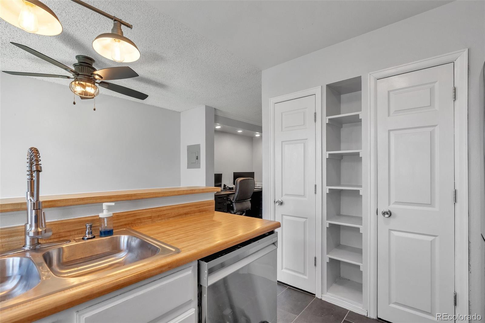 MLS Image #10 for 9671 w chatfield avenue,littleton, Colorado