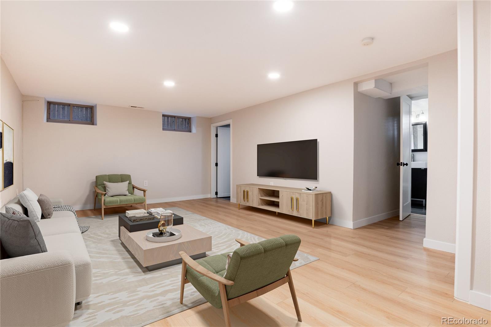 MLS Image #14 for 2415  pontiac street,denver, Colorado