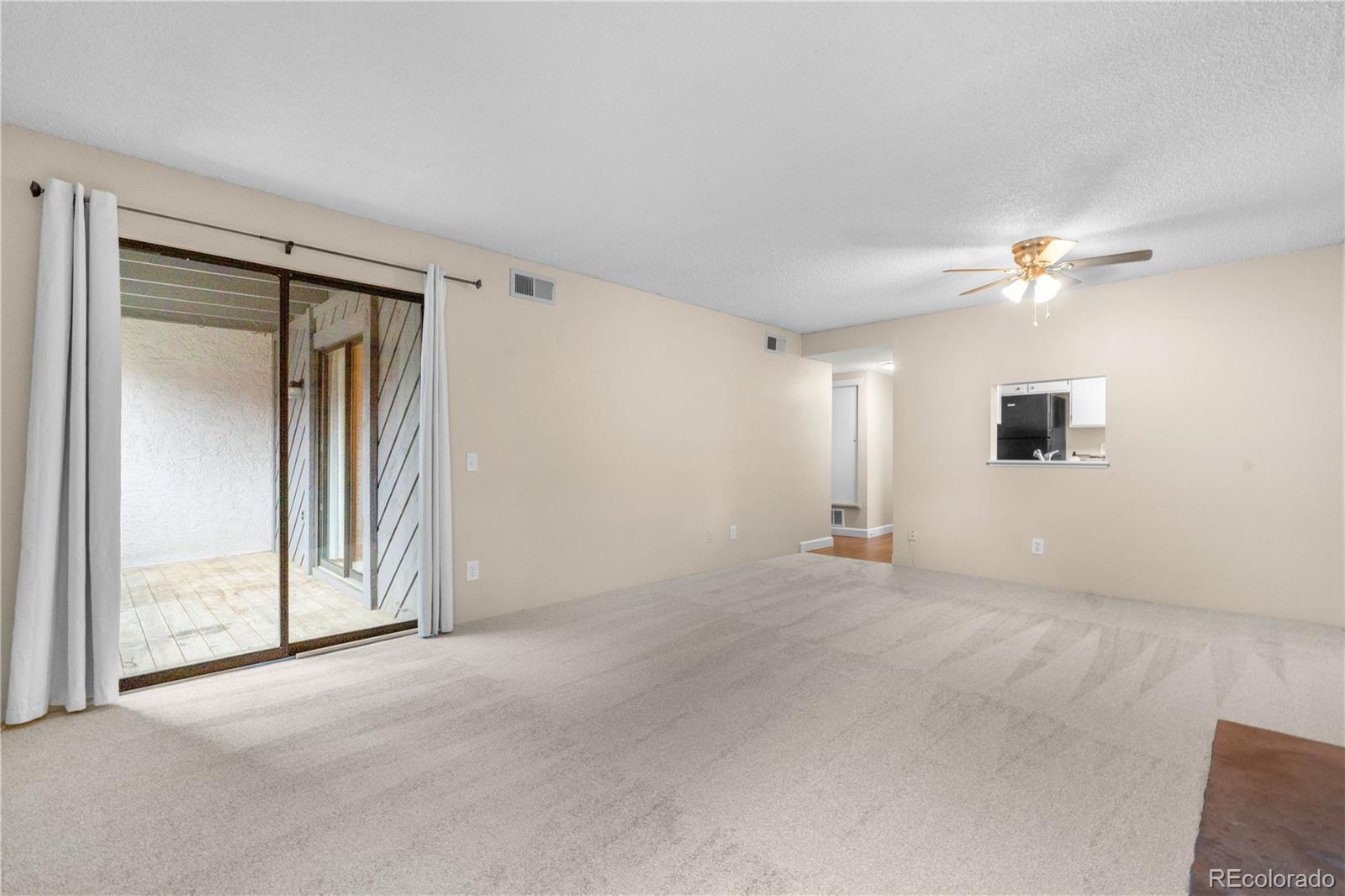 MLS Image #8 for 9837 e peakview avenue d05,englewood, Colorado