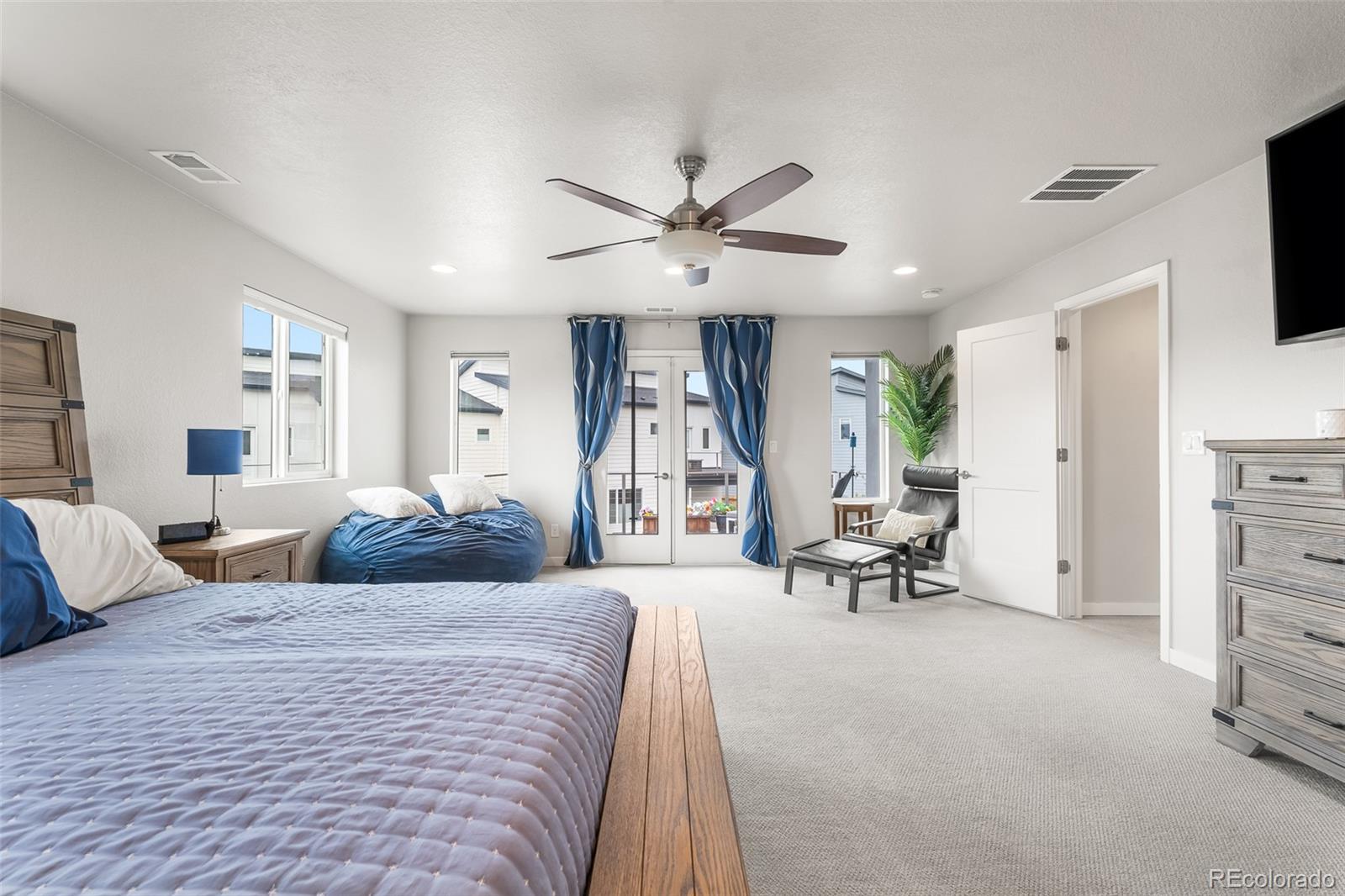 MLS Image #15 for 1353  quaker street,golden, Colorado