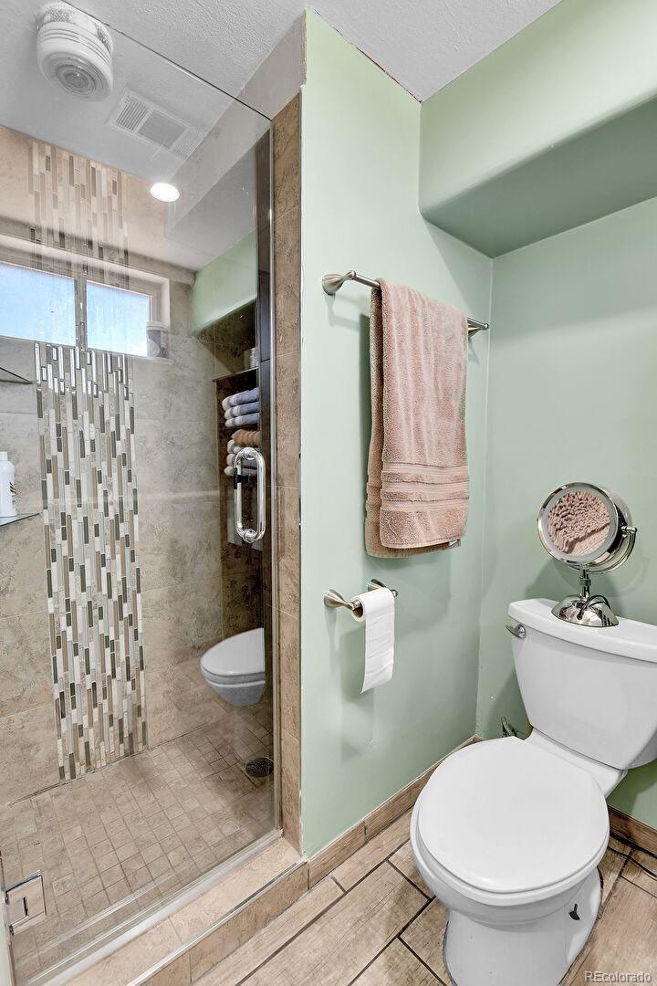 MLS Image #14 for 2580  valley view drive,denver, Colorado