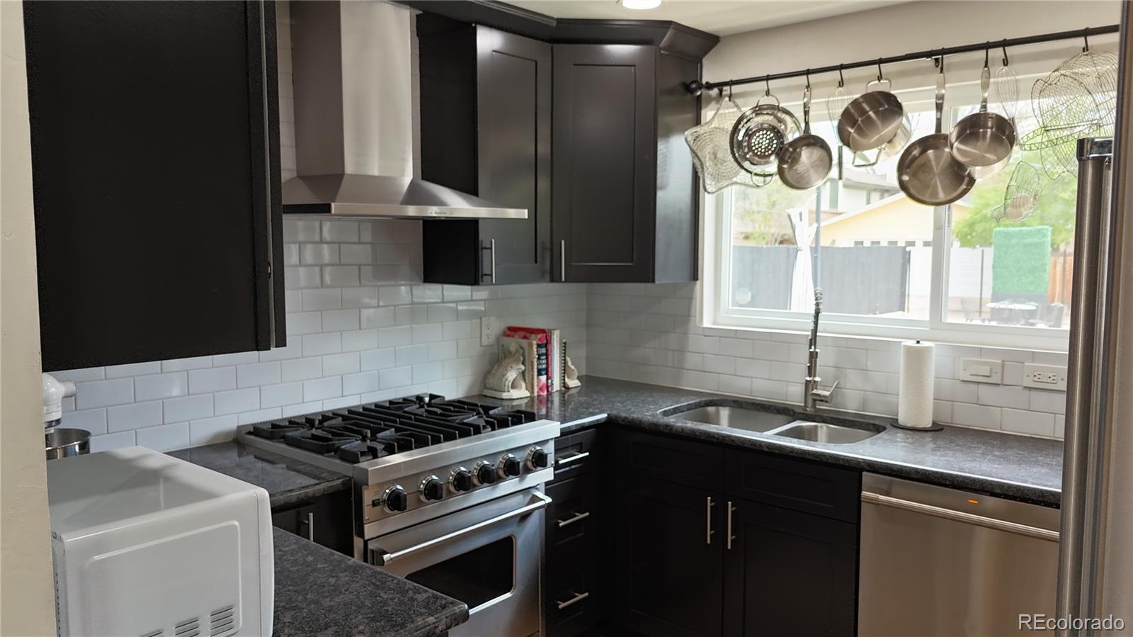 MLS Image #12 for 640 n magnolia street,denver, Colorado