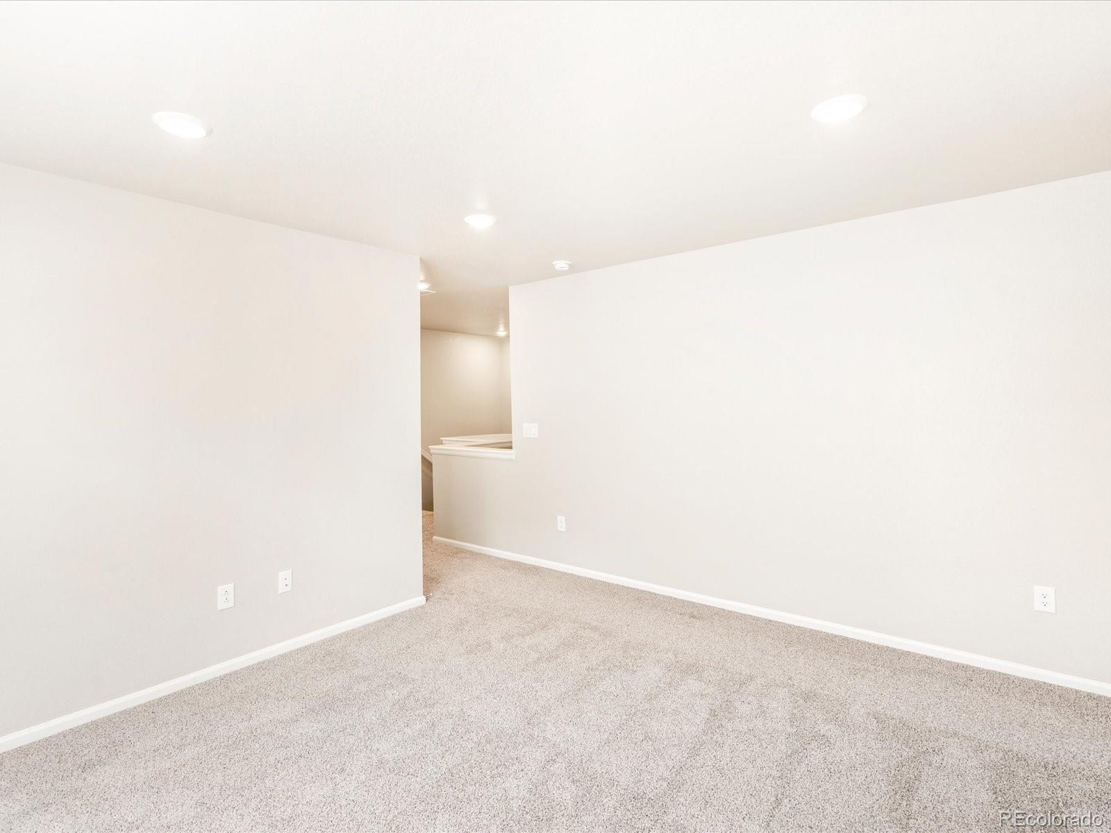 MLS Image #15 for 22415 e 7th place,aurora, Colorado