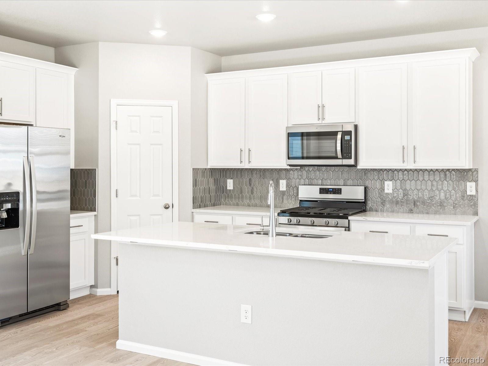 MLS Image #4 for 22415 e 7th place,aurora, Colorado