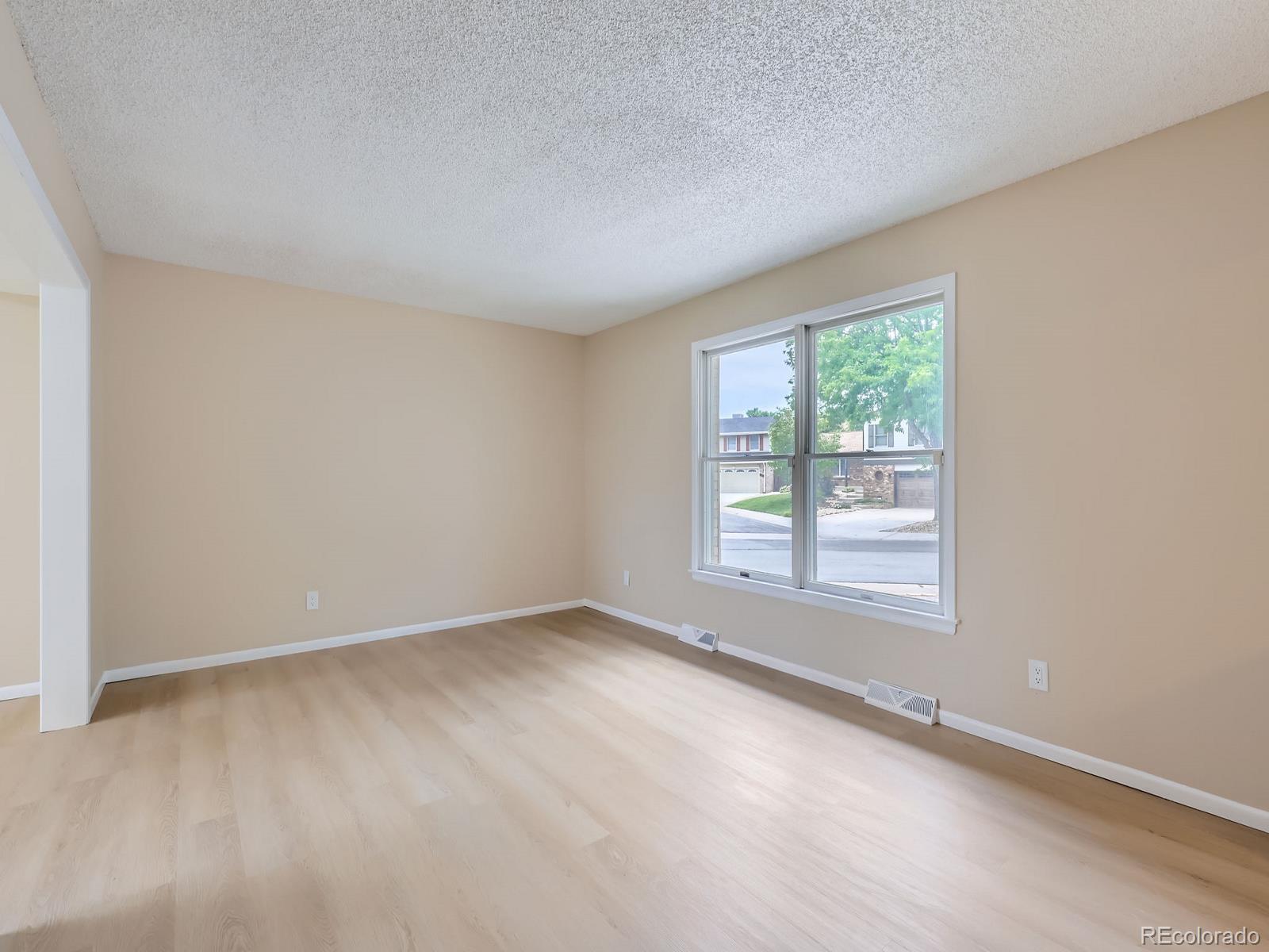 MLS Image #11 for 14057 e arkansas place,aurora, Colorado