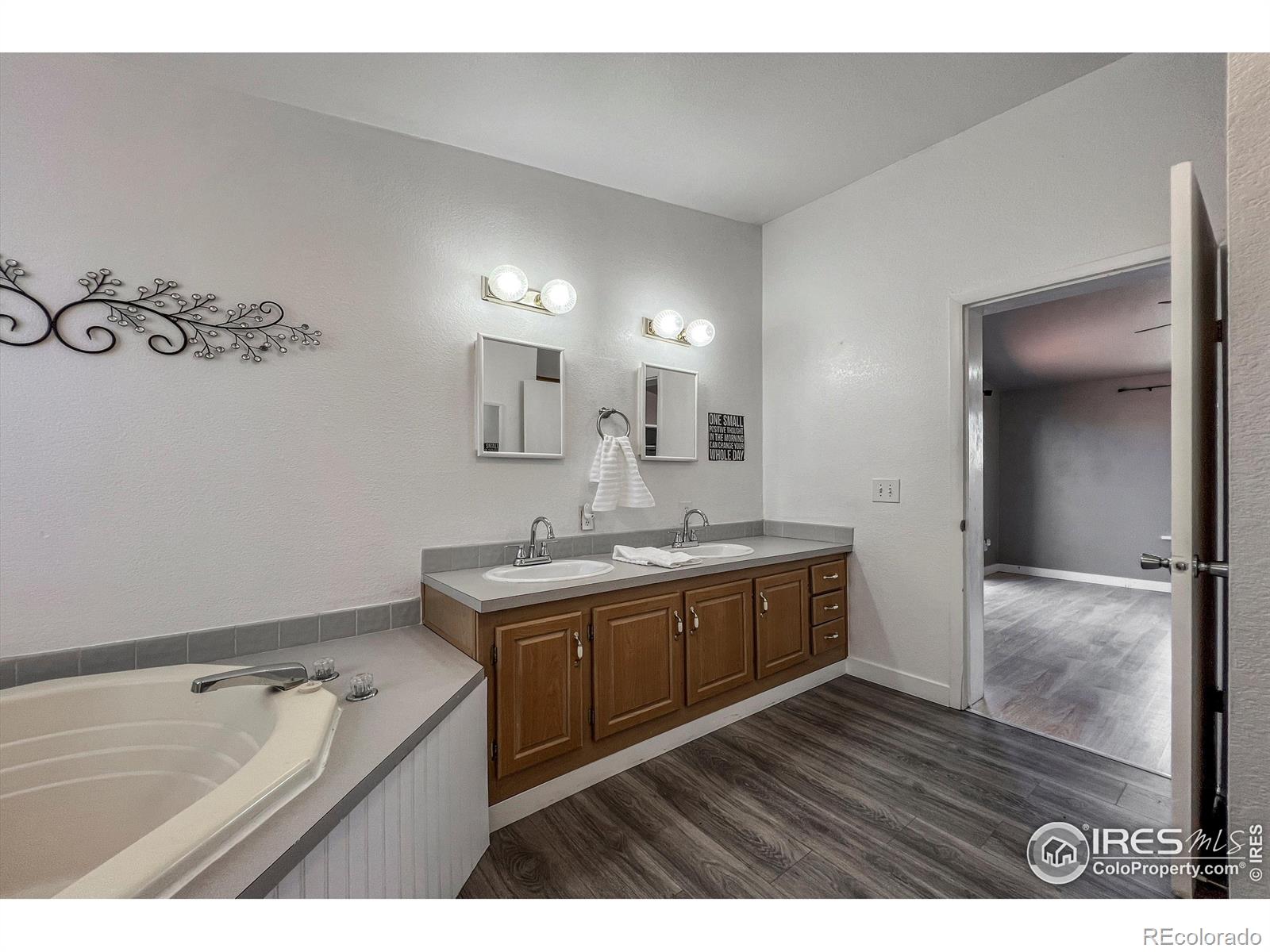 MLS Image #12 for 3916  hayes avenue,wellington, Colorado