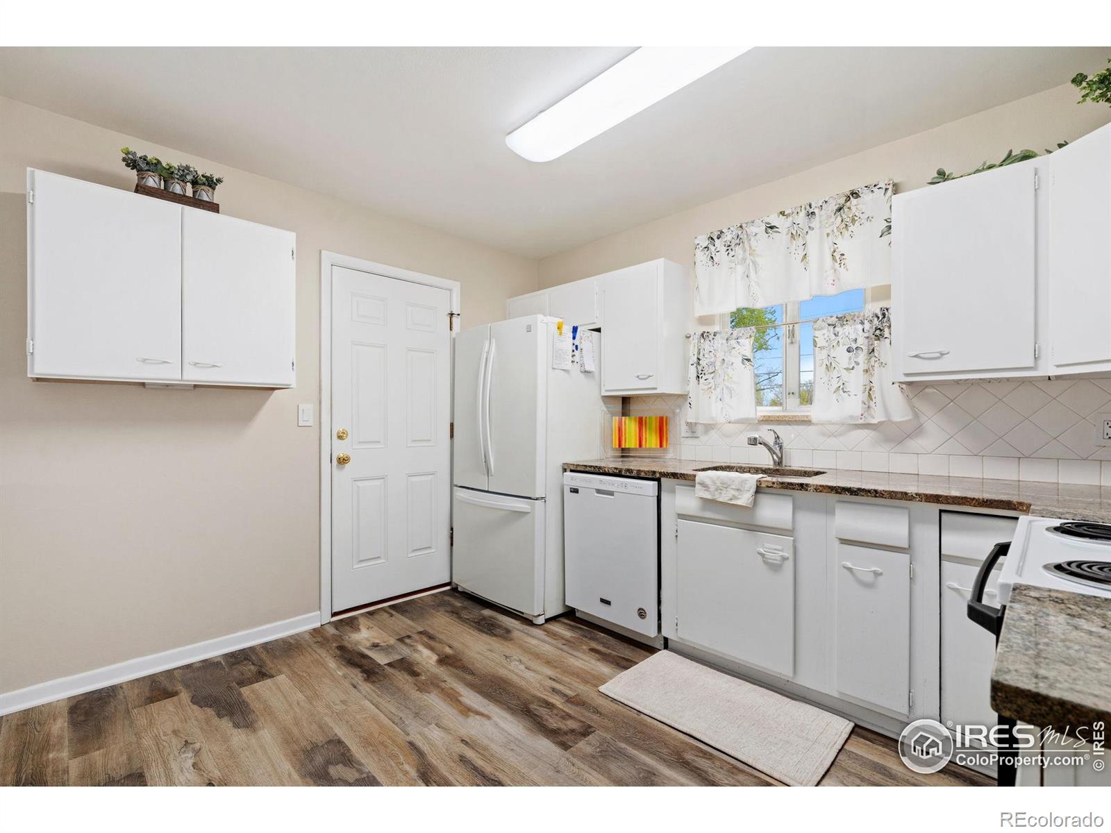 MLS Image #11 for 2526  18th avenue,greeley, Colorado