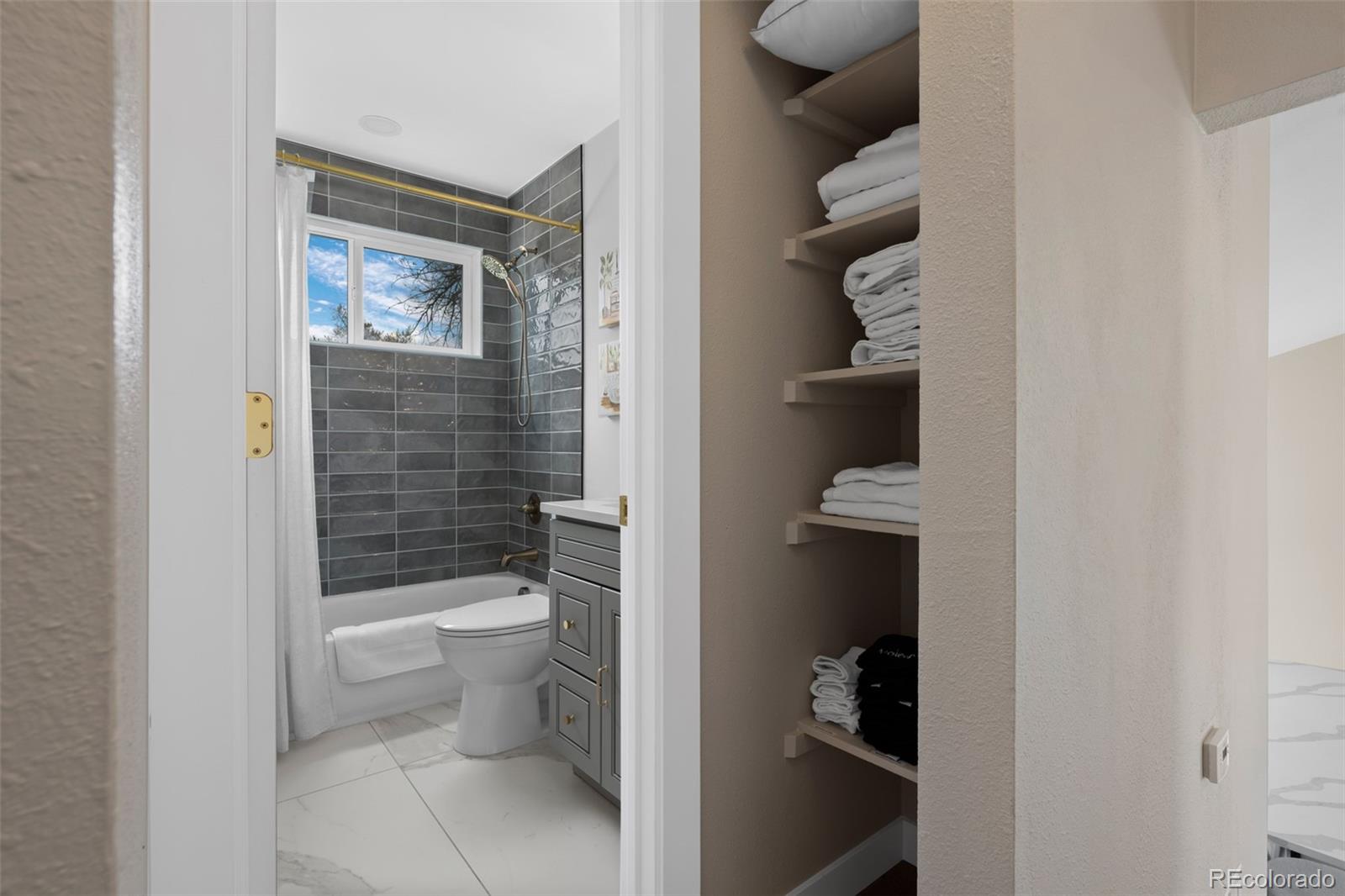 MLS Image #20 for 18866 w 59th place,golden, Colorado