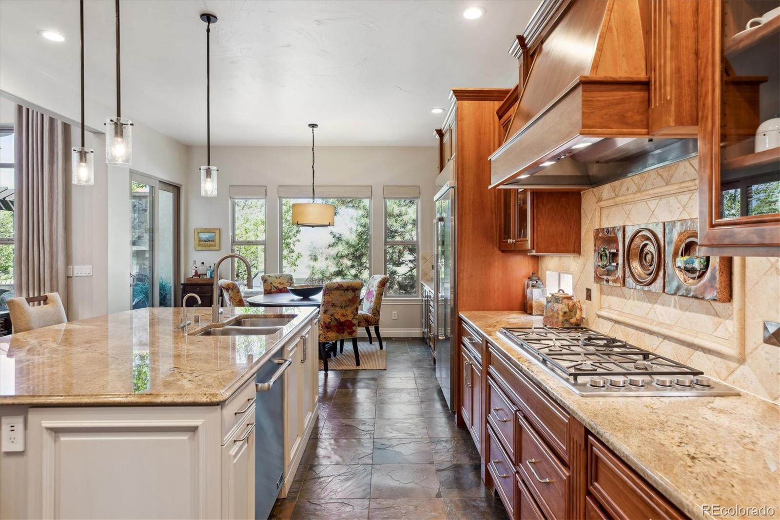 MLS Image #10 for 35  brookhaven place,littleton, Colorado