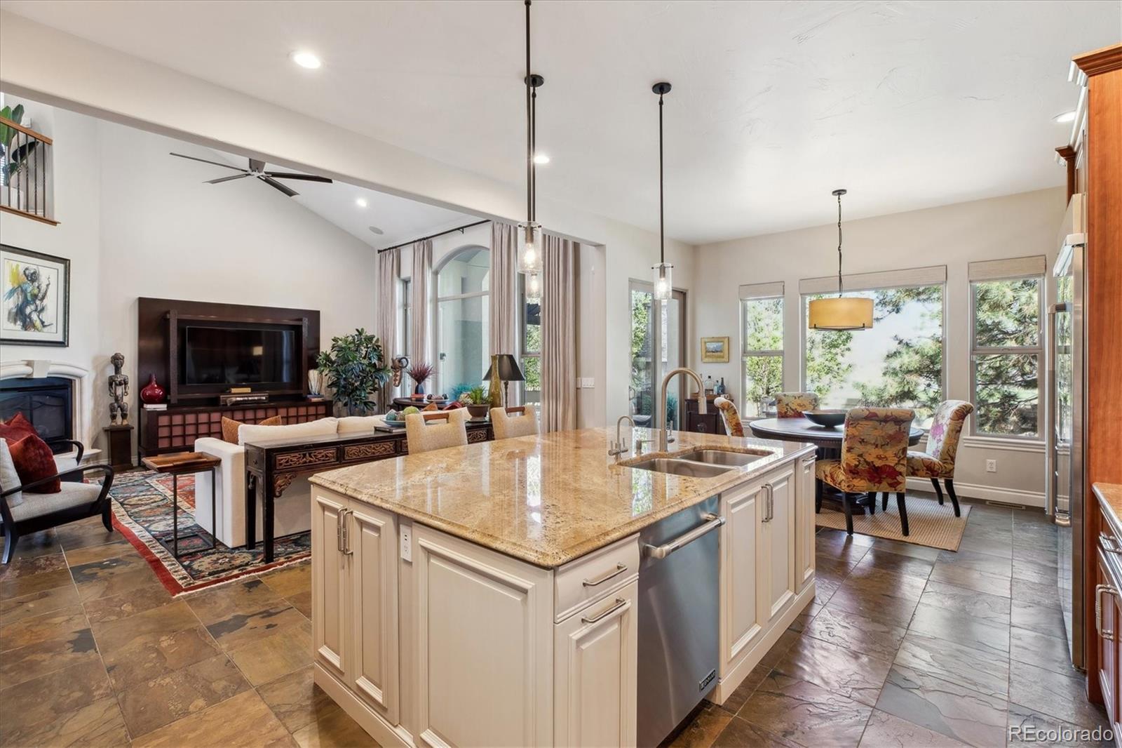 MLS Image #11 for 35  brookhaven place,littleton, Colorado