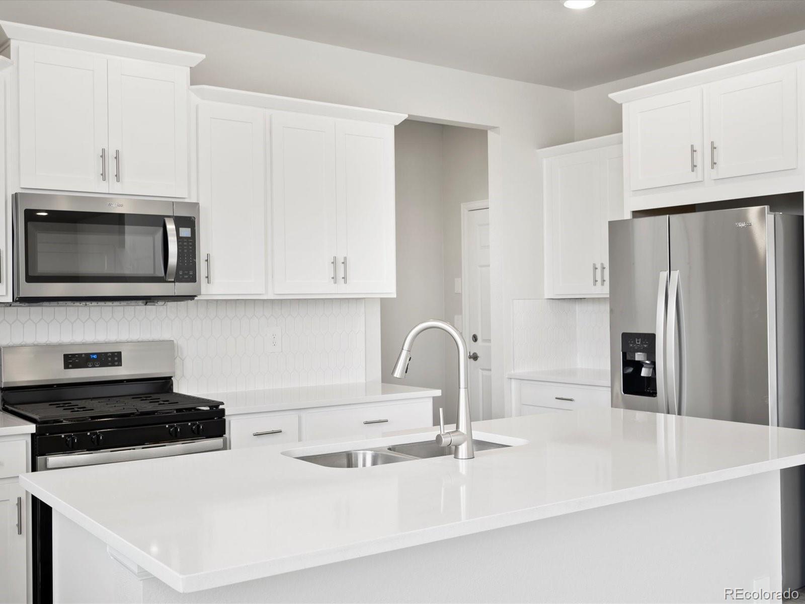 MLS Image #12 for 1965 s coolidge way,aurora, Colorado