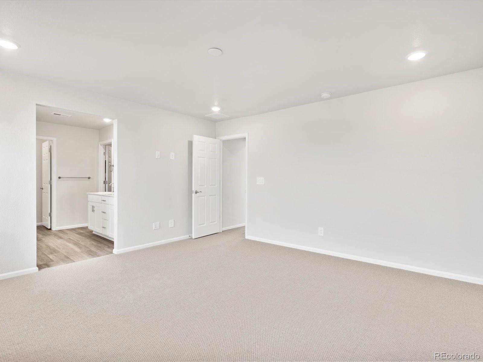 MLS Image #33 for 1965 s coolidge way,aurora, Colorado