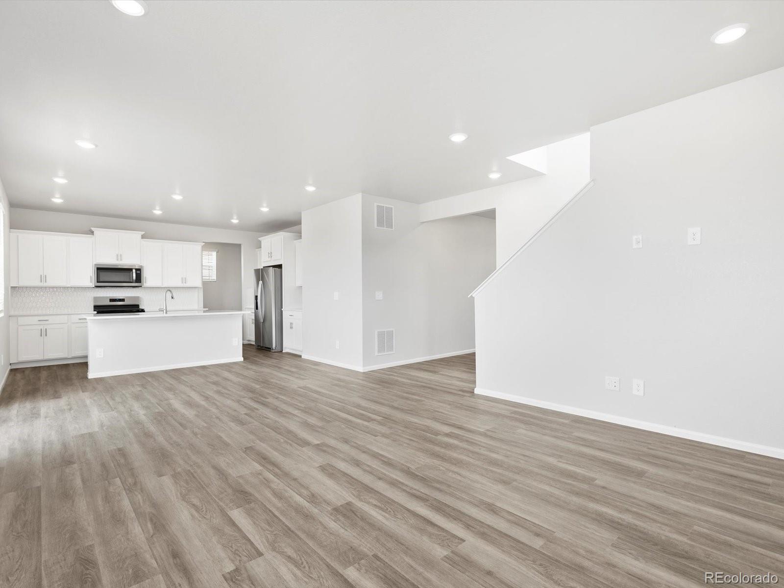 MLS Image #9 for 1965 s coolidge way,aurora, Colorado