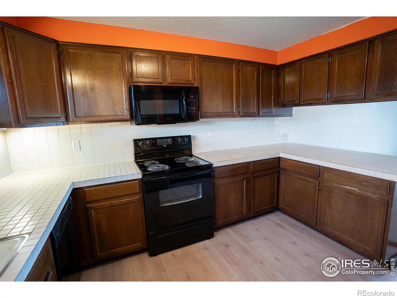 MLS Image #7 for 1937  meadow drive,longmont, Colorado