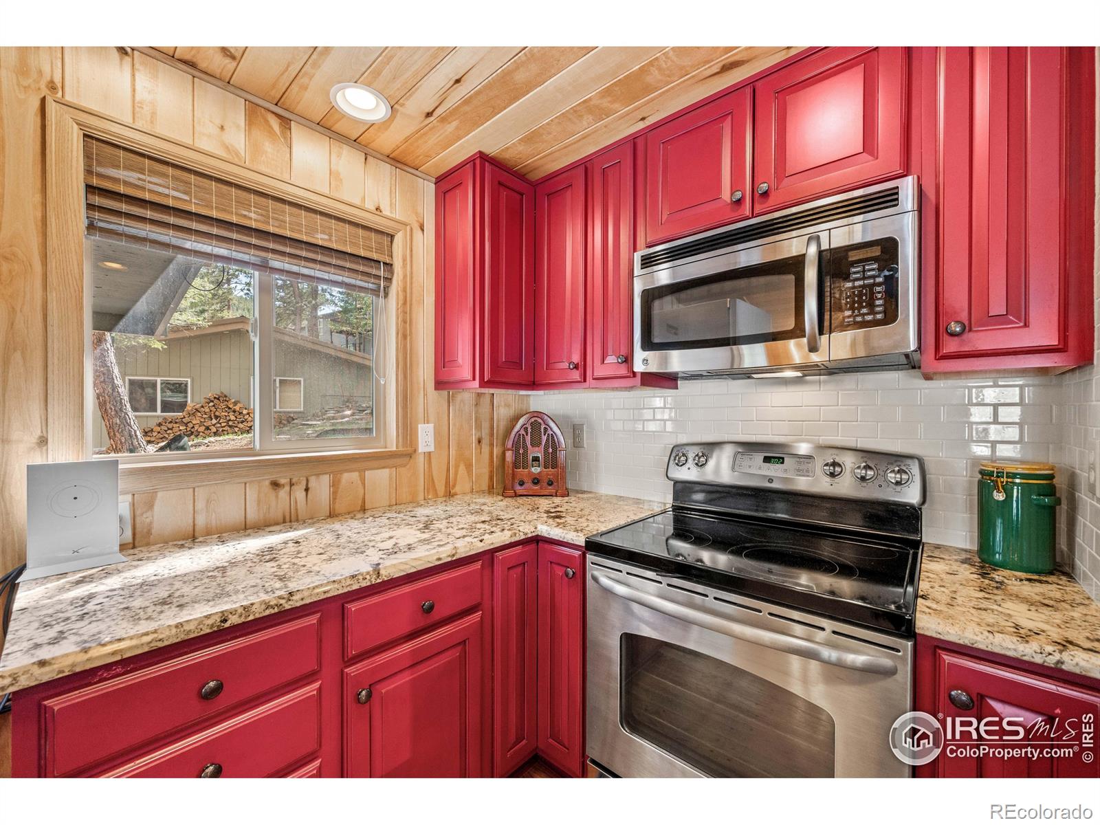 MLS Image #13 for 565  hemlock drive,lyons, Colorado