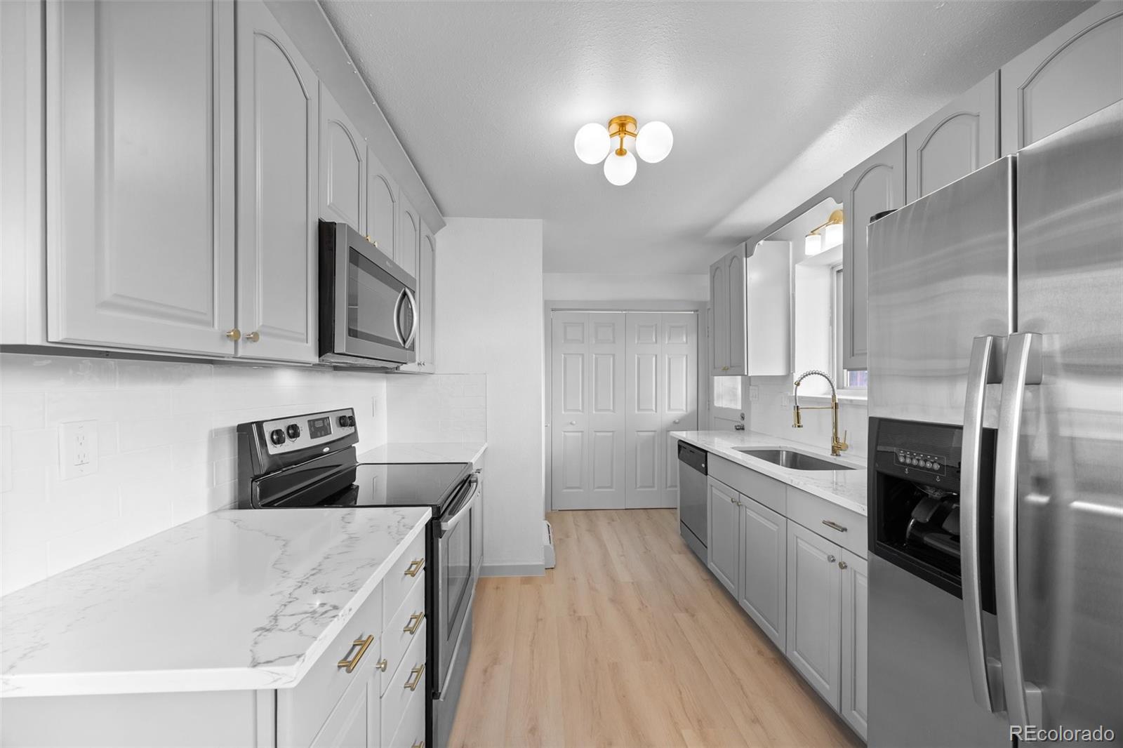 MLS Image #11 for 1000  zang street,golden, Colorado