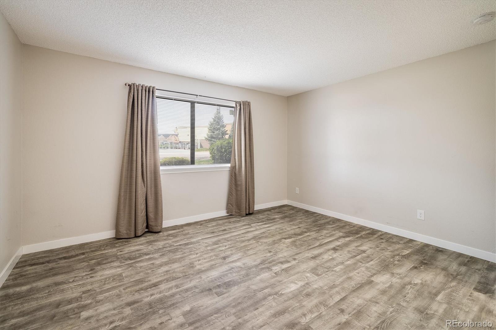 MLS Image #16 for 8770  corona street,denver, Colorado