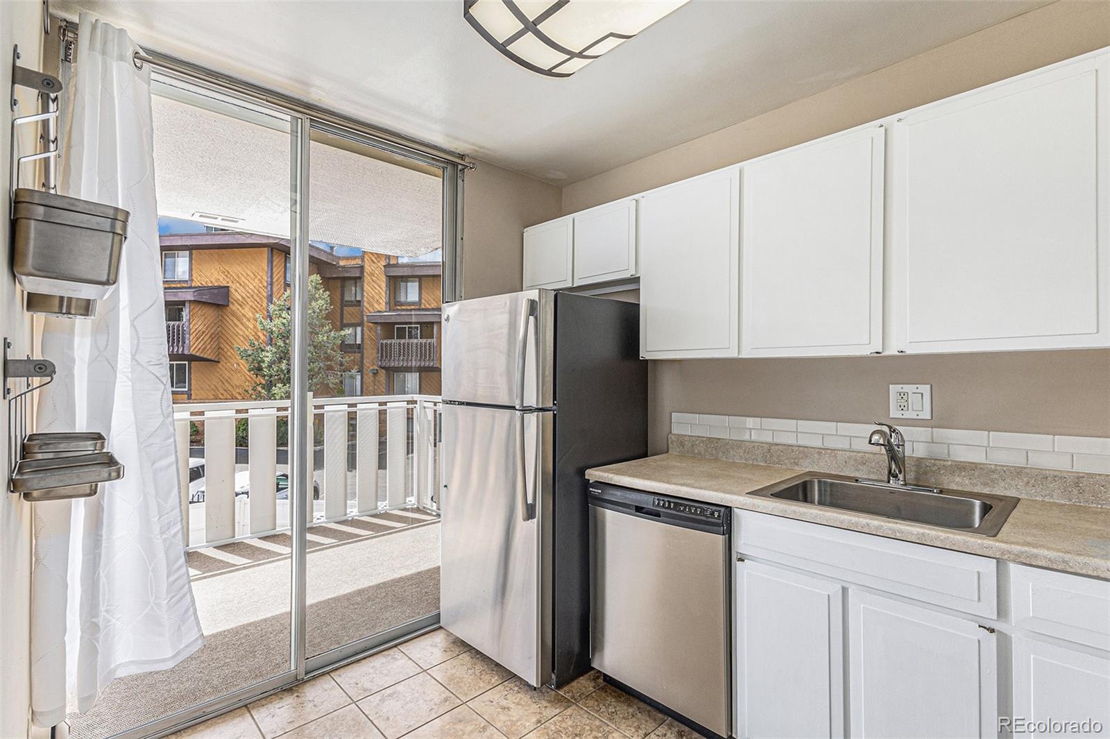 MLS Image #13 for 900  saturn drive,colorado springs, Colorado