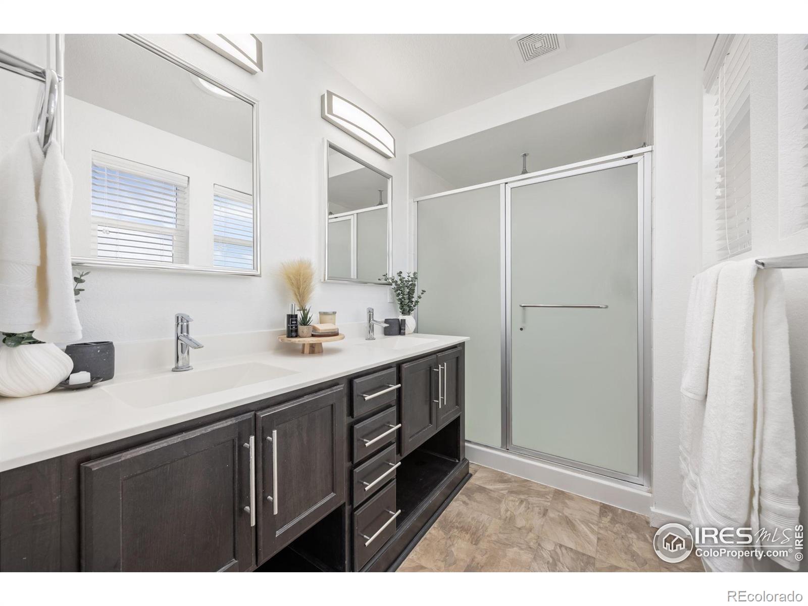 MLS Image #14 for 10022  reunion parkway,commerce city, Colorado