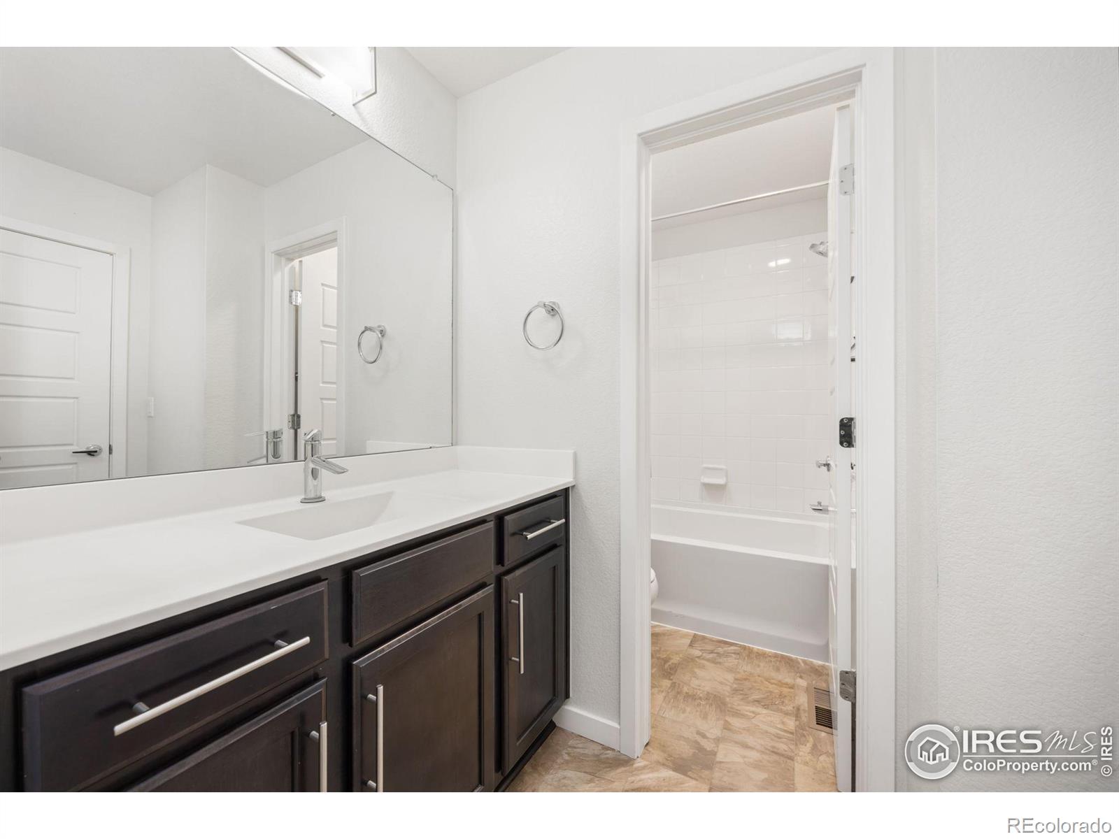 MLS Image #22 for 10022  reunion parkway,commerce city, Colorado