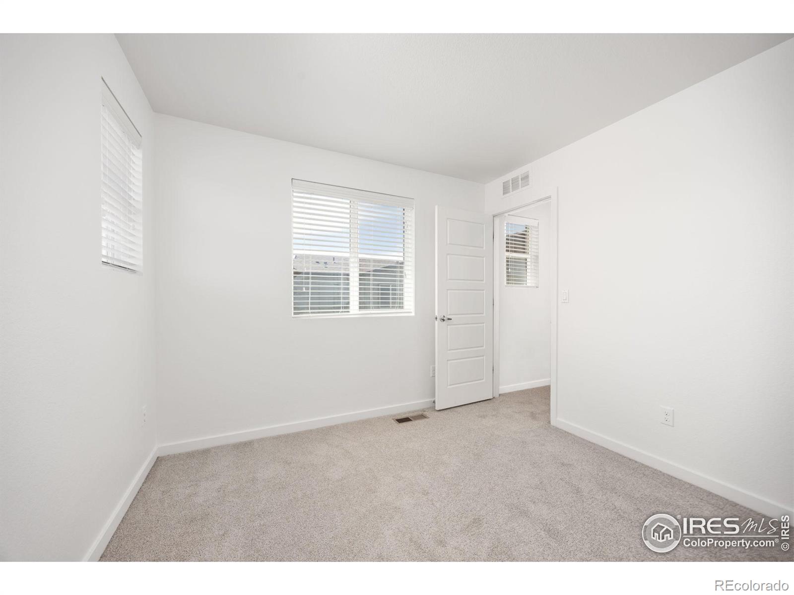 MLS Image #23 for 10022  reunion parkway,commerce city, Colorado