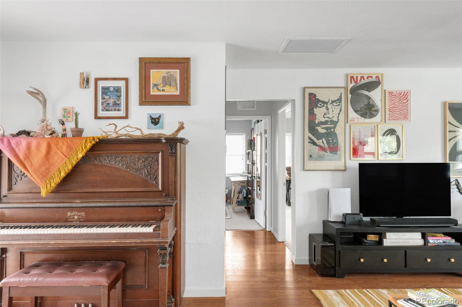 MLS Image #16 for 3202 s dahlia street,denver, Colorado