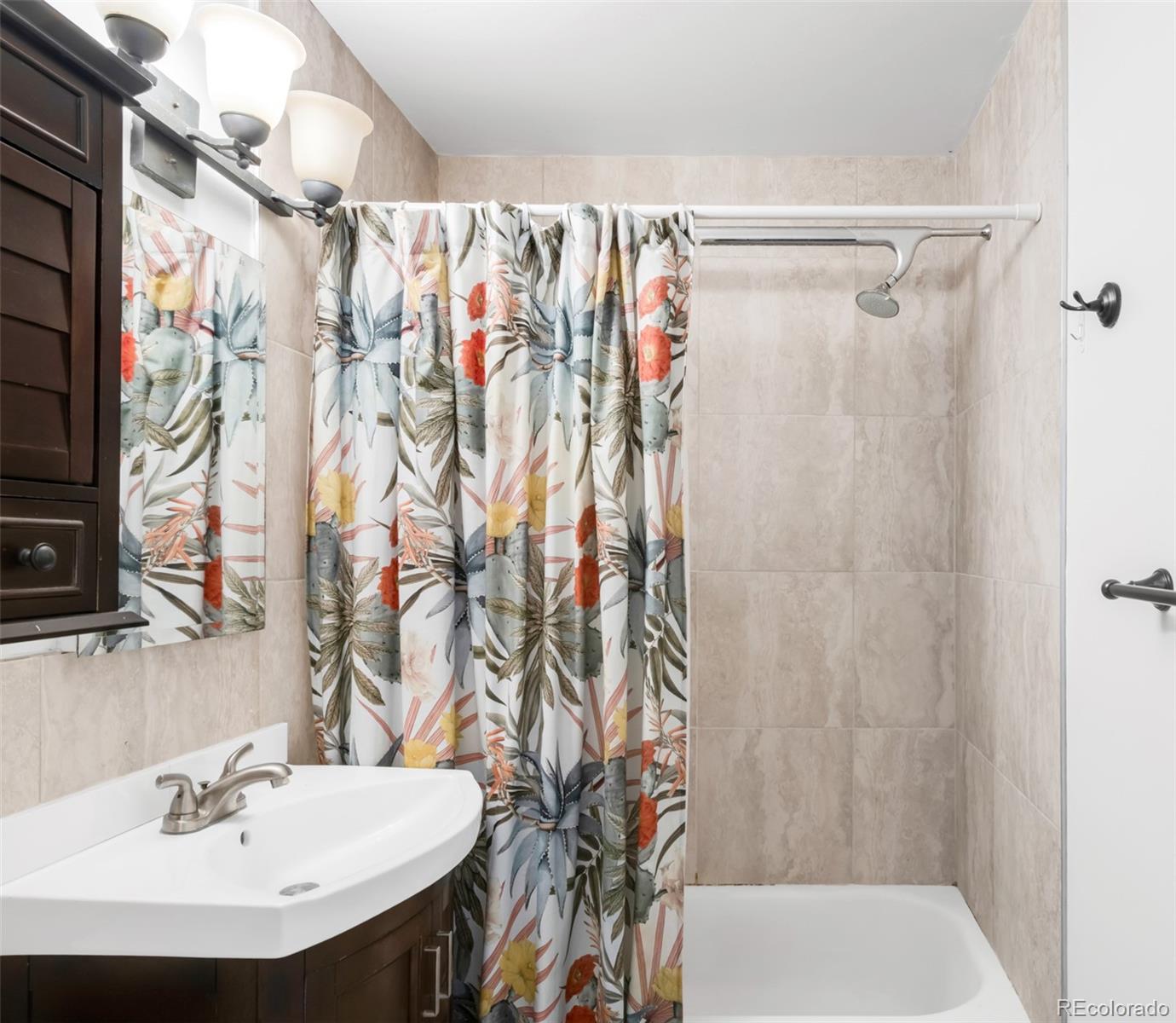 MLS Image #19 for 3202 s dahlia street,denver, Colorado