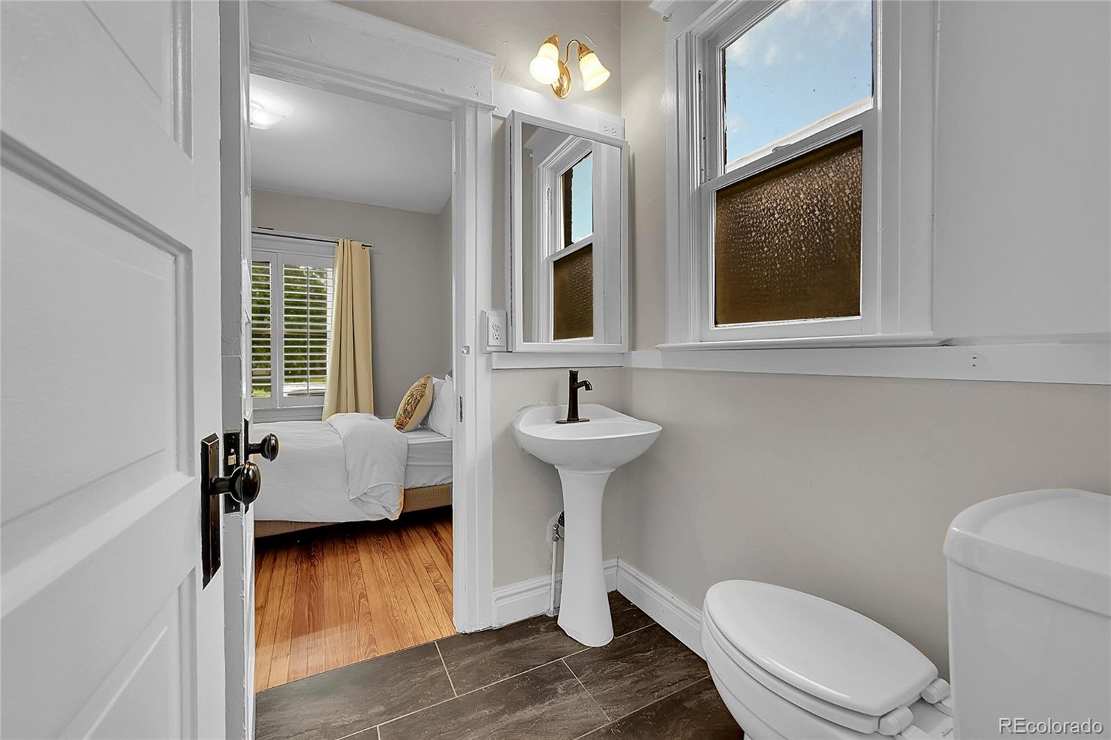 MLS Image #6 for 2204 s acoma street,denver, Colorado