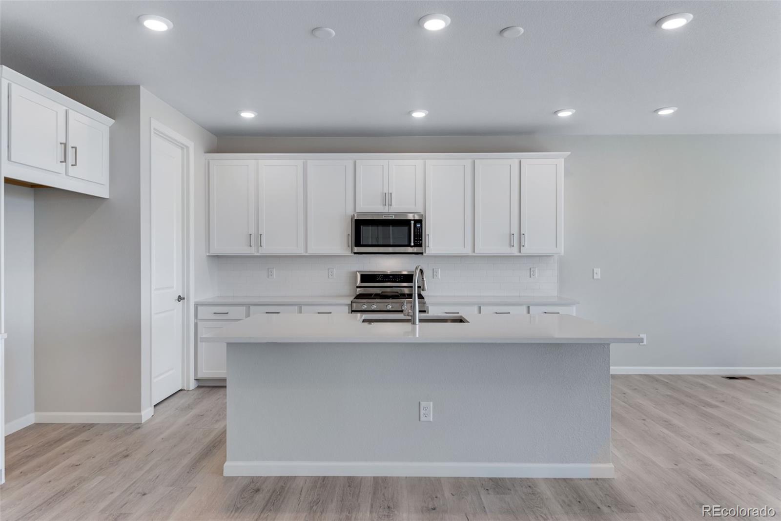 MLS Image #13 for 13398 e 99th place,commerce city, Colorado