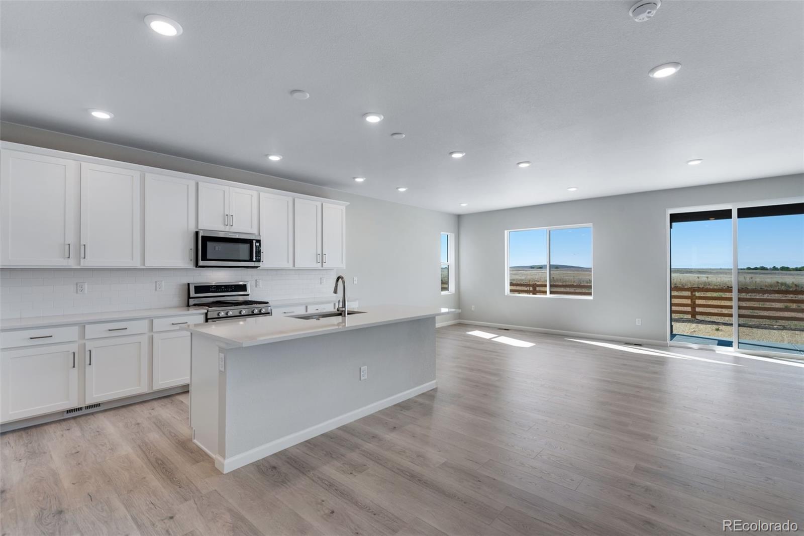 MLS Image #14 for 13398 e 99th place,commerce city, Colorado