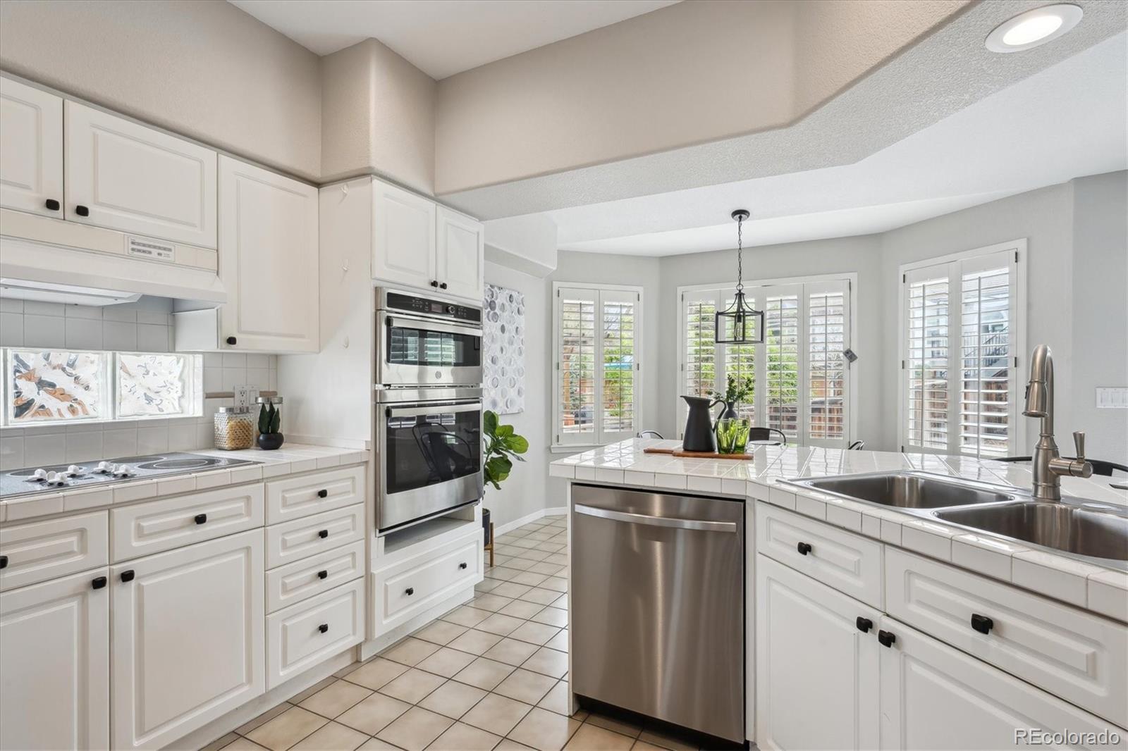 MLS Image #21 for 10060  oak leaf way,highlands ranch, Colorado