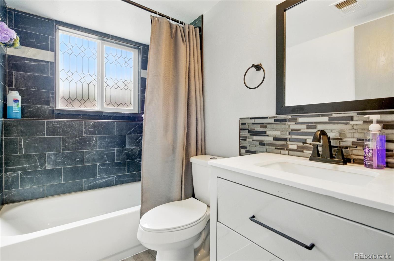 MLS Image #12 for 3902 s uravan street,aurora, Colorado