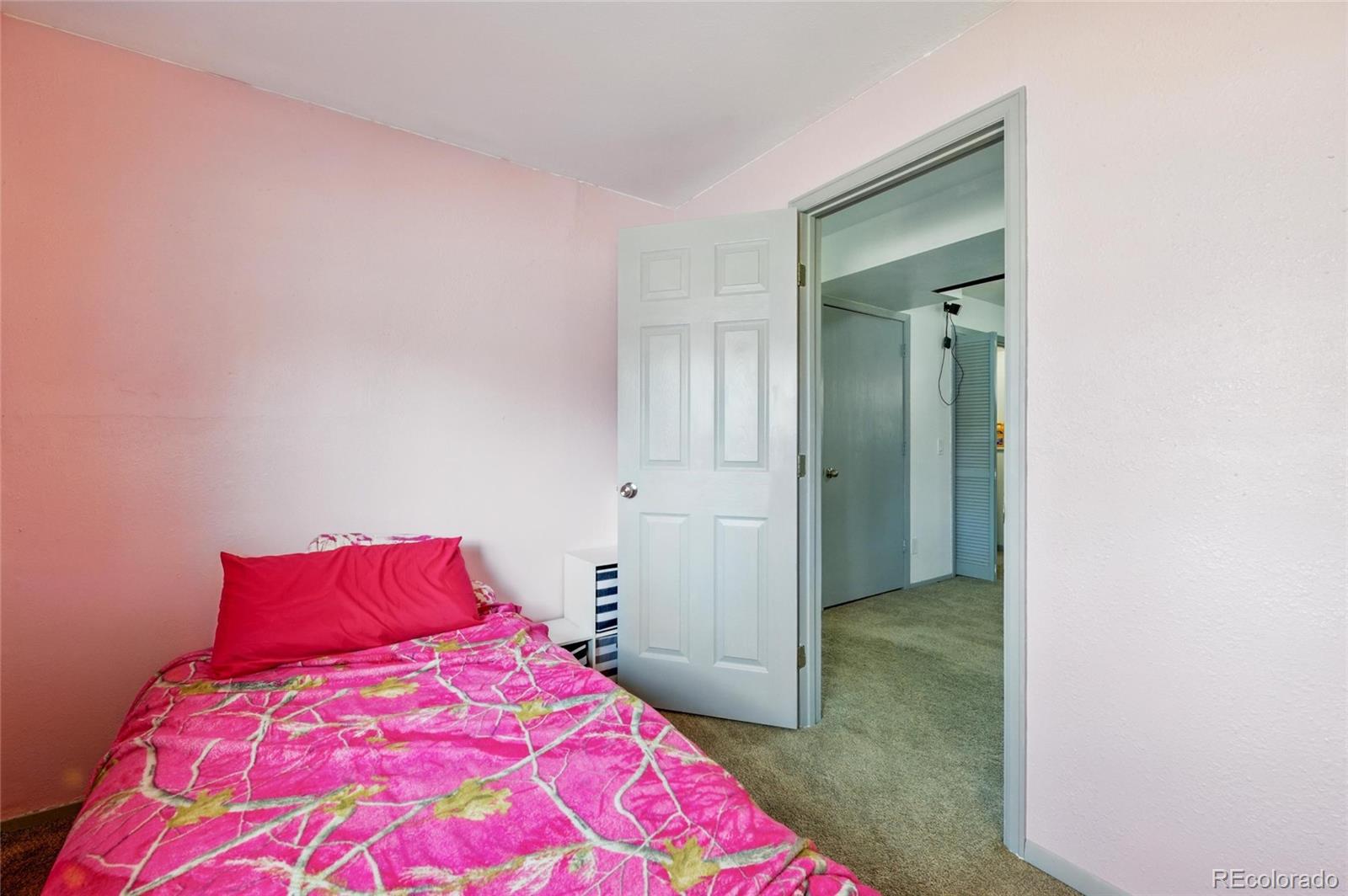 MLS Image #18 for 3902 s uravan street,aurora, Colorado