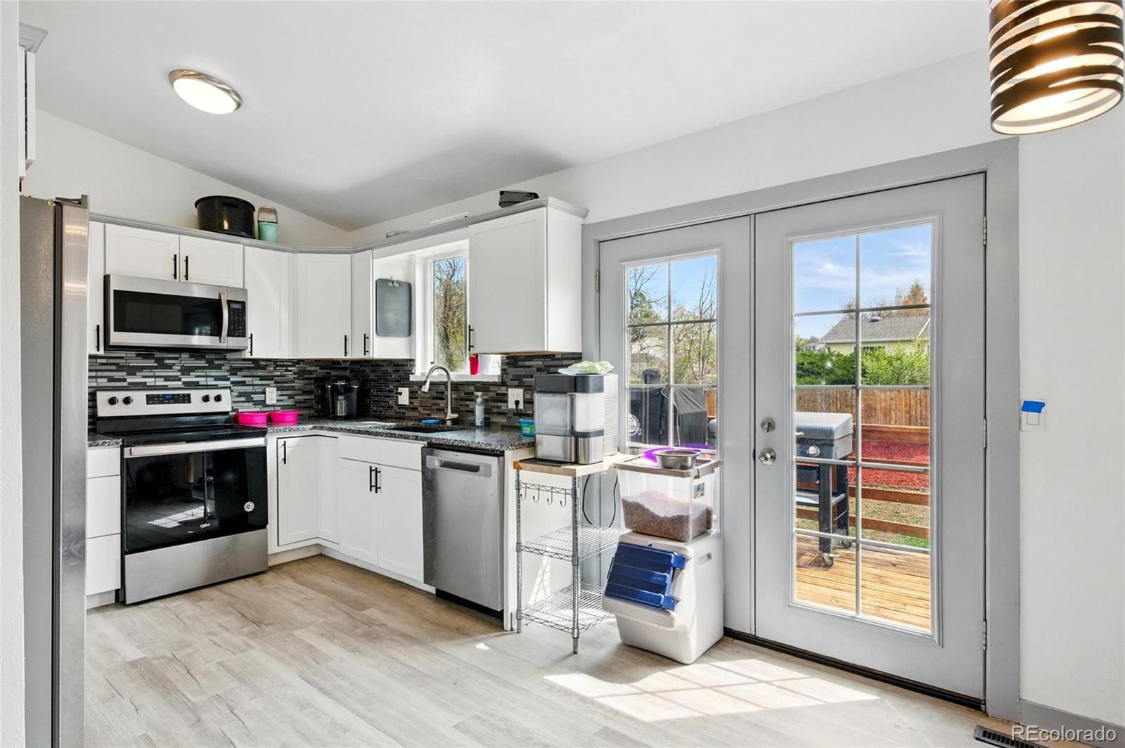 MLS Image #3 for 3902 s uravan street,aurora, Colorado