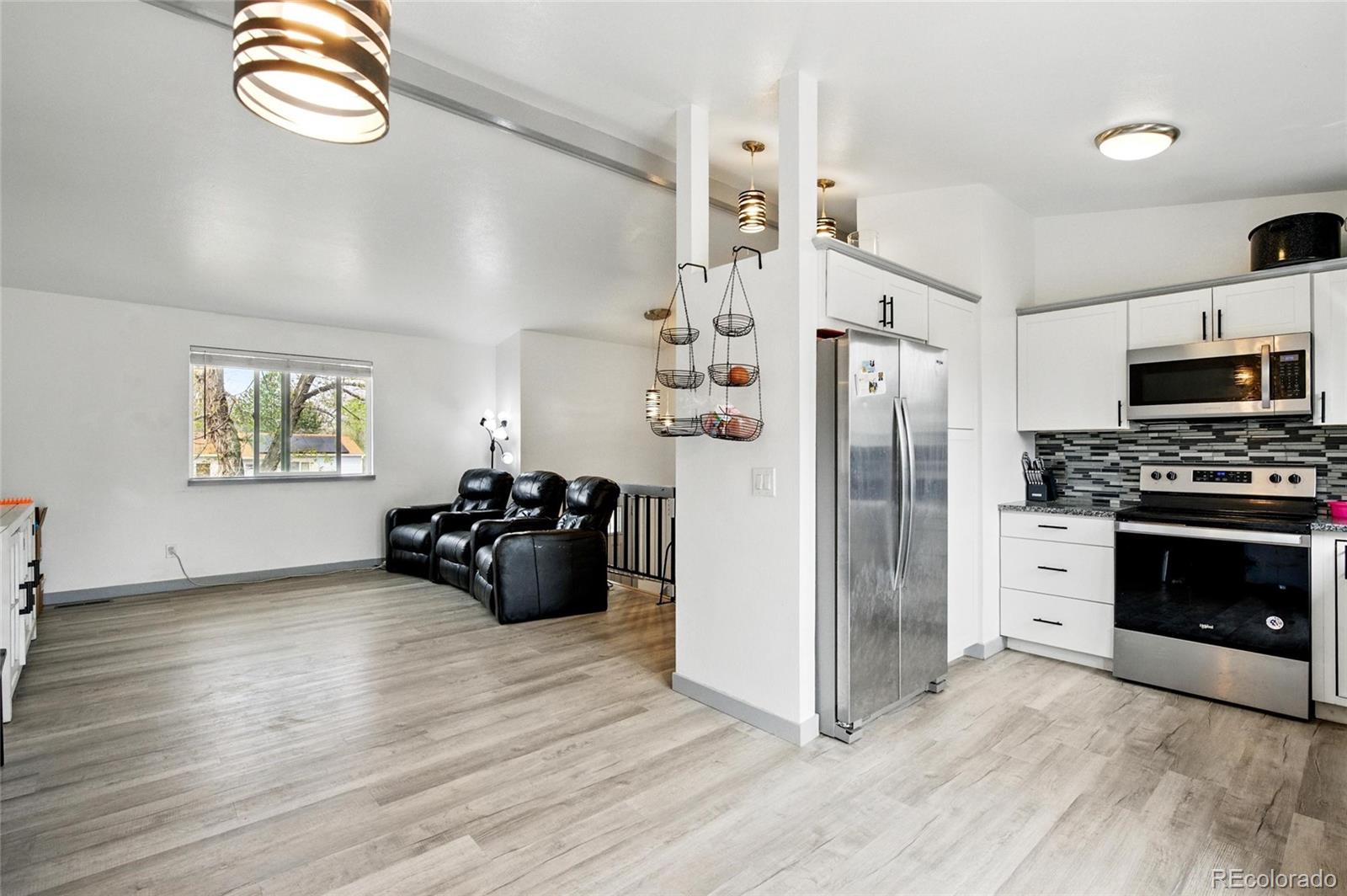 MLS Image #4 for 3902 s uravan street,aurora, Colorado