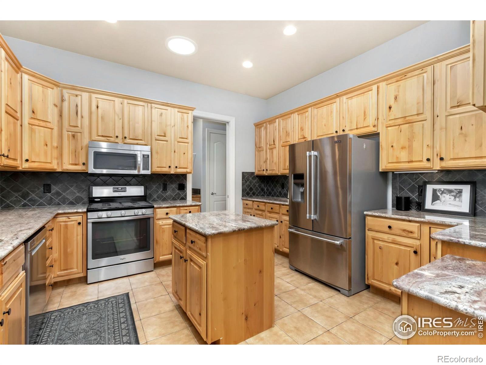 MLS Image #13 for 1992  vineyard drive,windsor, Colorado
