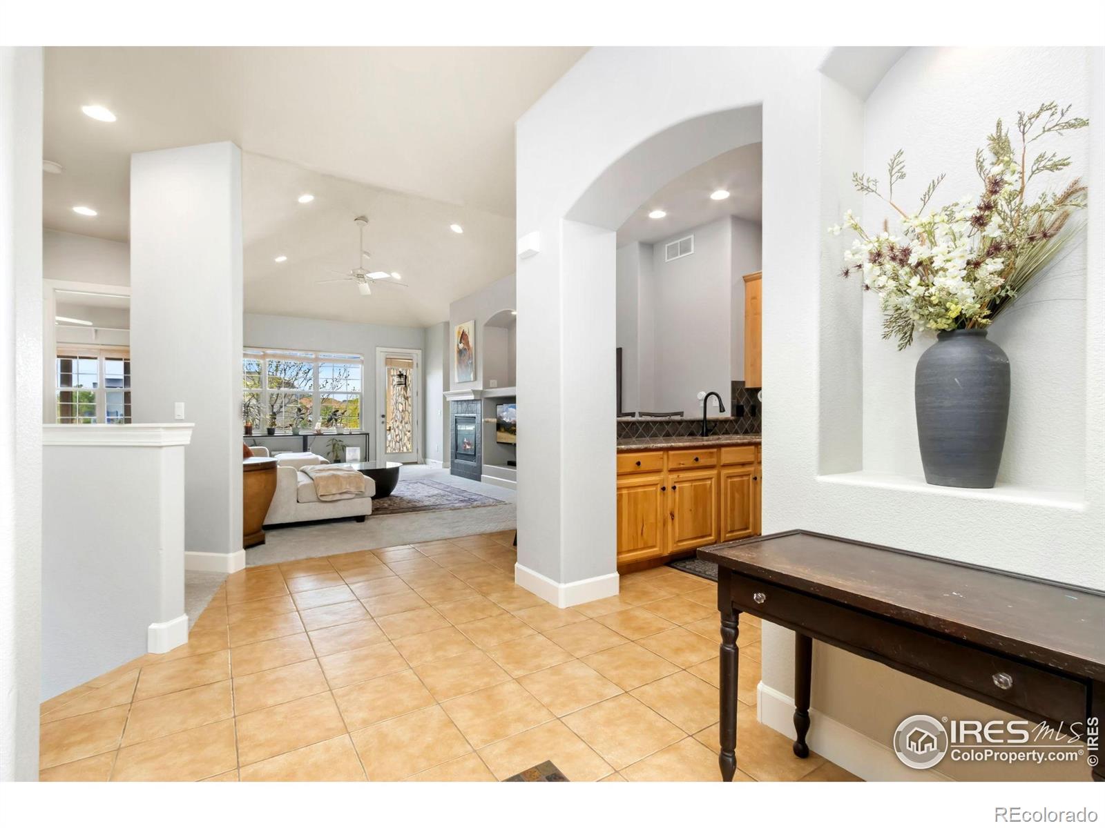 MLS Image #5 for 1992  vineyard drive,windsor, Colorado