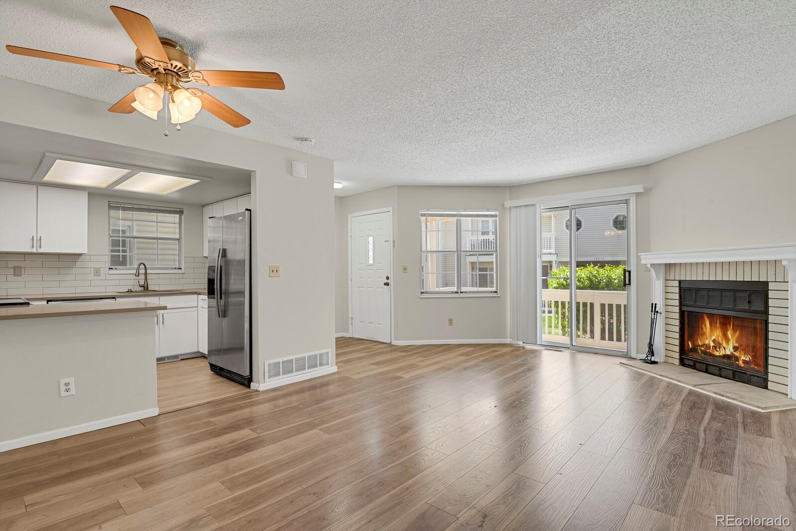 MLS Image #3 for 12625 e pacific circle,aurora, Colorado