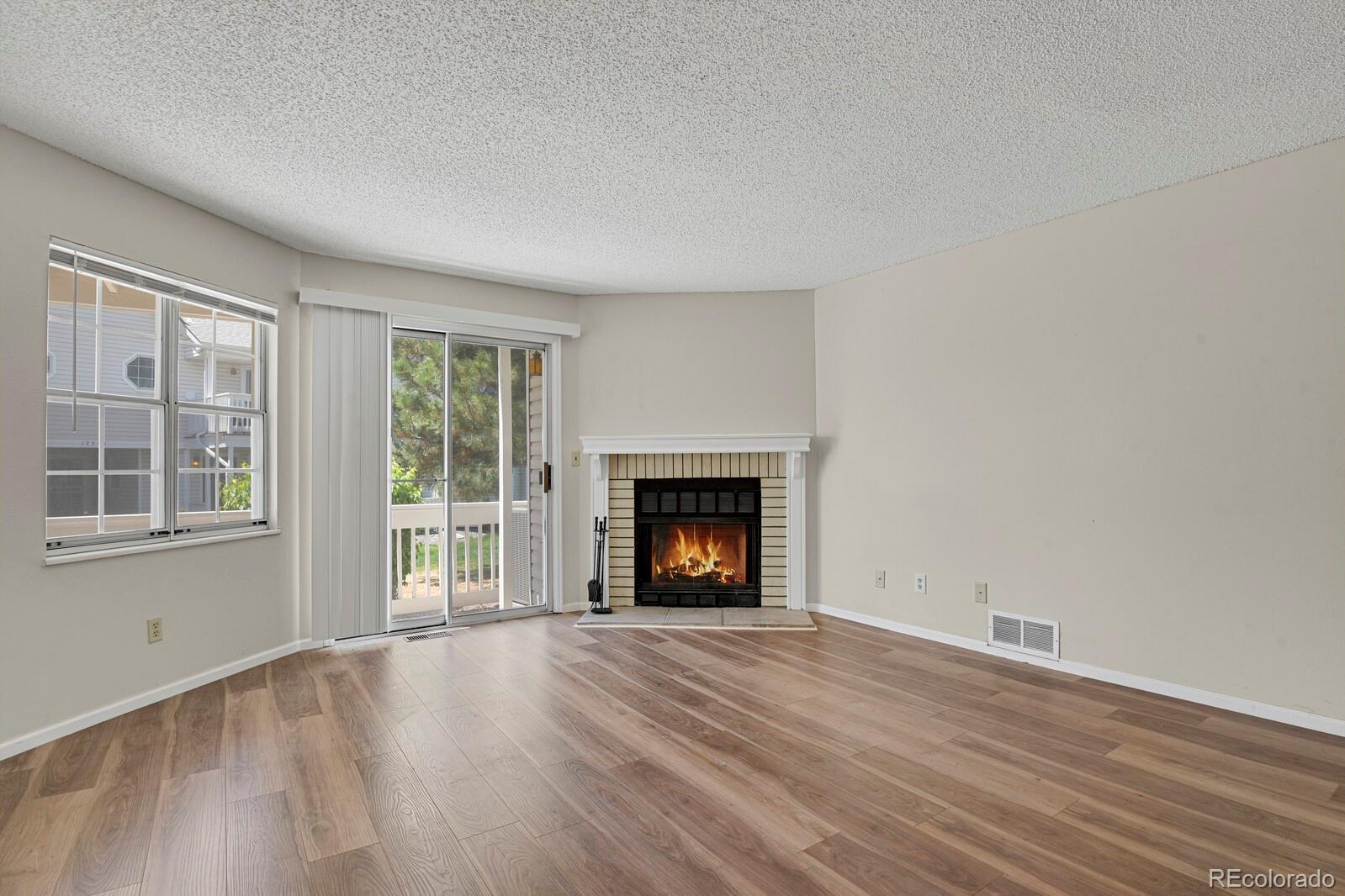 MLS Image #4 for 12625 e pacific circle,aurora, Colorado
