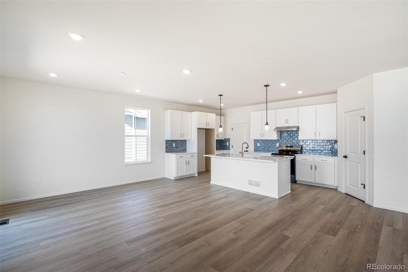 MLS Image #12 for 2237  garden avenue,brighton, Colorado