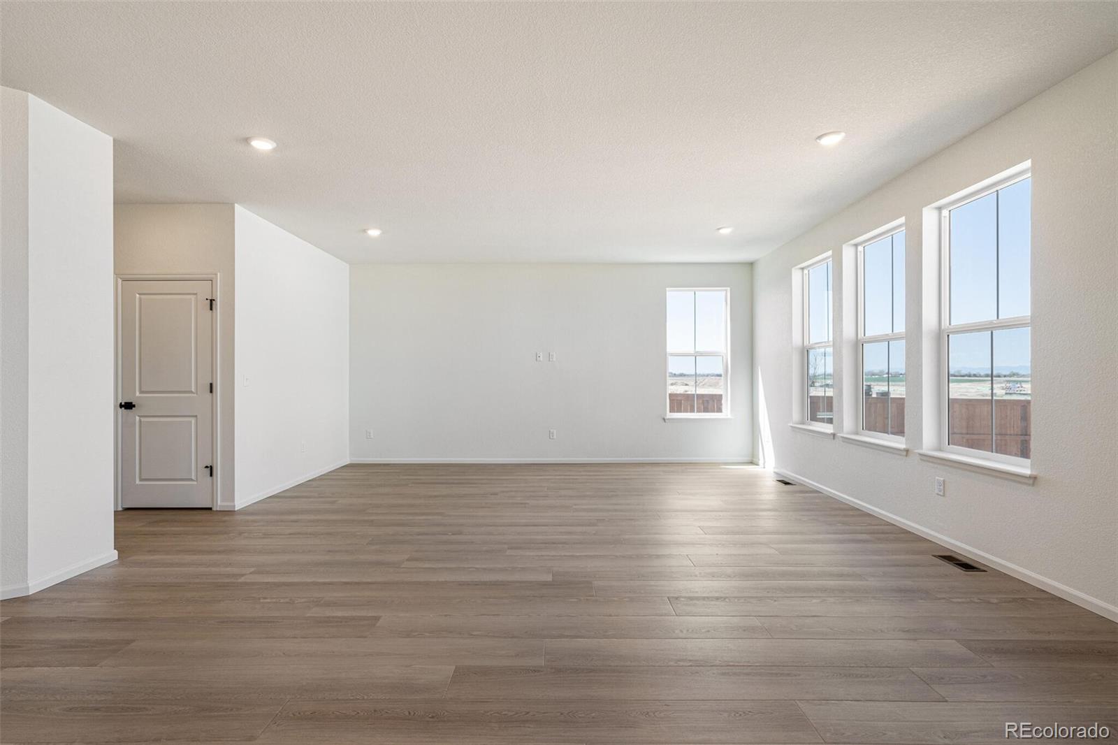 MLS Image #8 for 2237  garden avenue,brighton, Colorado