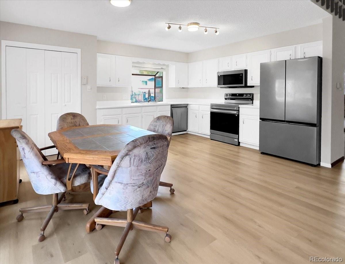 MLS Image #8 for 8133 w quarto avenue,littleton, Colorado