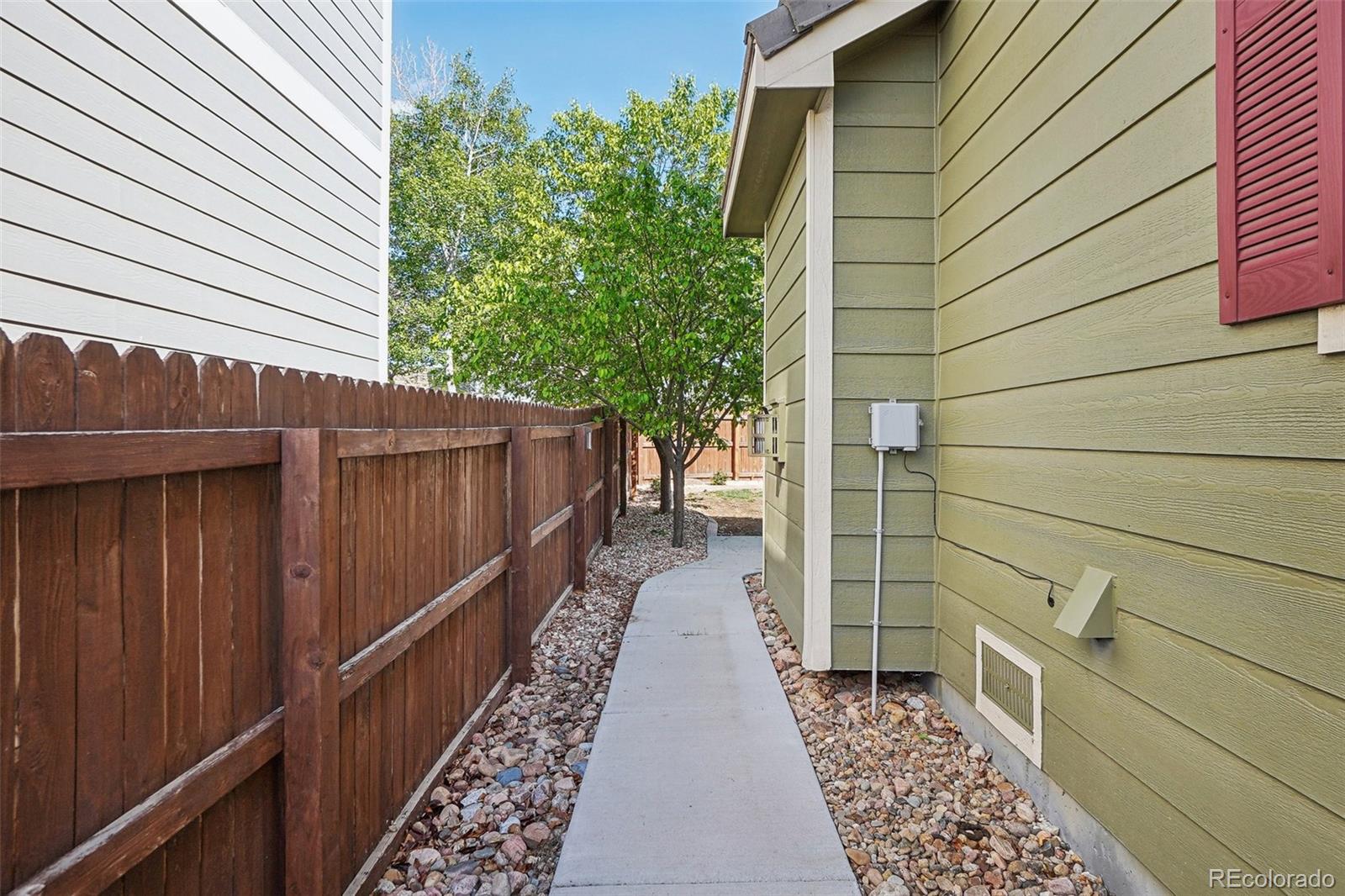 MLS Image #37 for 418  hayloft way,brighton, Colorado