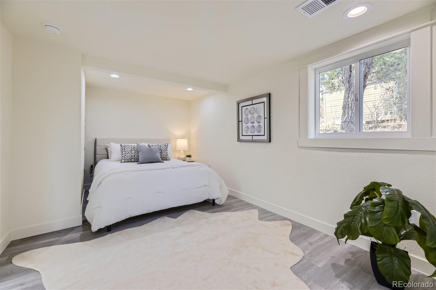 MLS Image #5 for 3275 s decatur street,denver, Colorado